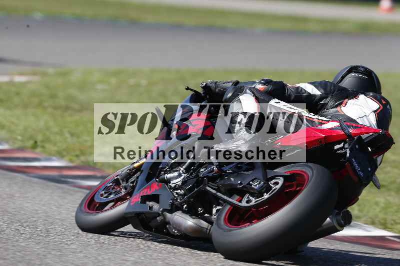 /43 08.08.2025 Discover the Bike ADR/Race 3 rot/34